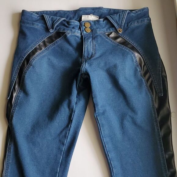 JLO by Jennifer Lopez jeans with faux leather accent junior size 7 - Picture 3 of 15